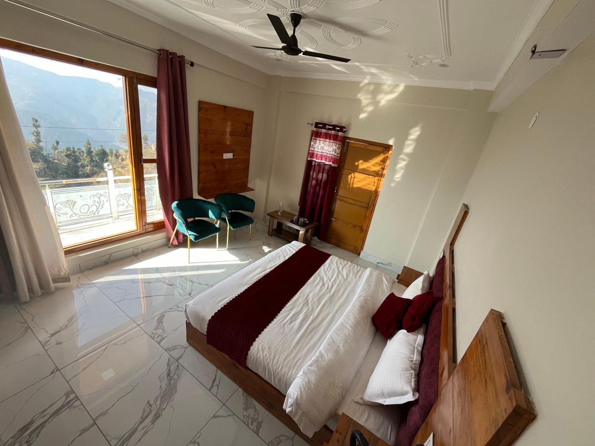 Himalayan Hill Top Resort คานาตัล ภายนอก รูปภาพ